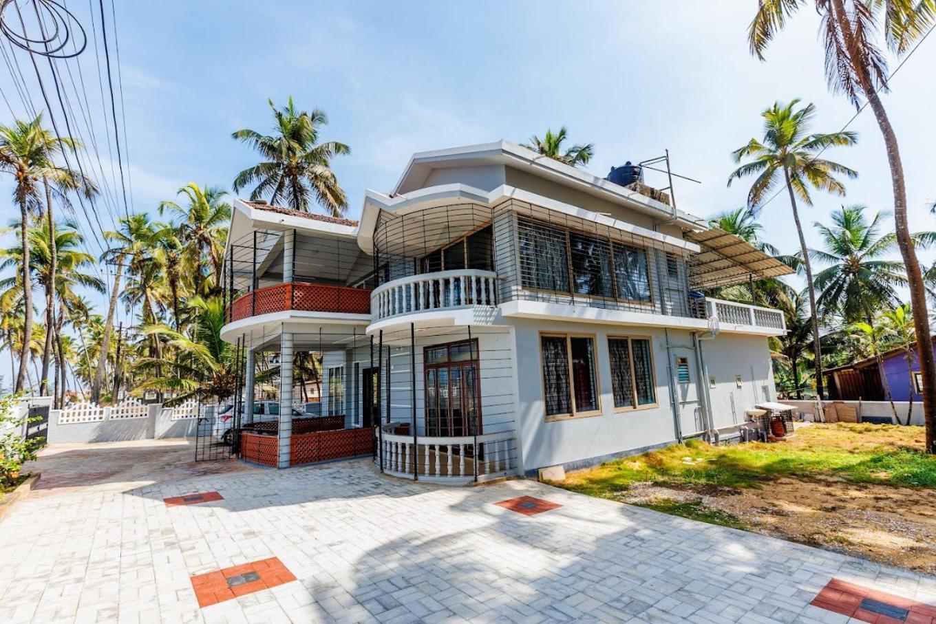 Gintara Beach Homestay By Evaddo Kalyānpur Eksteriør bilde